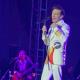 Drake Bell corta su show en Puebla y despide a su técnico de audio en pleno escenario