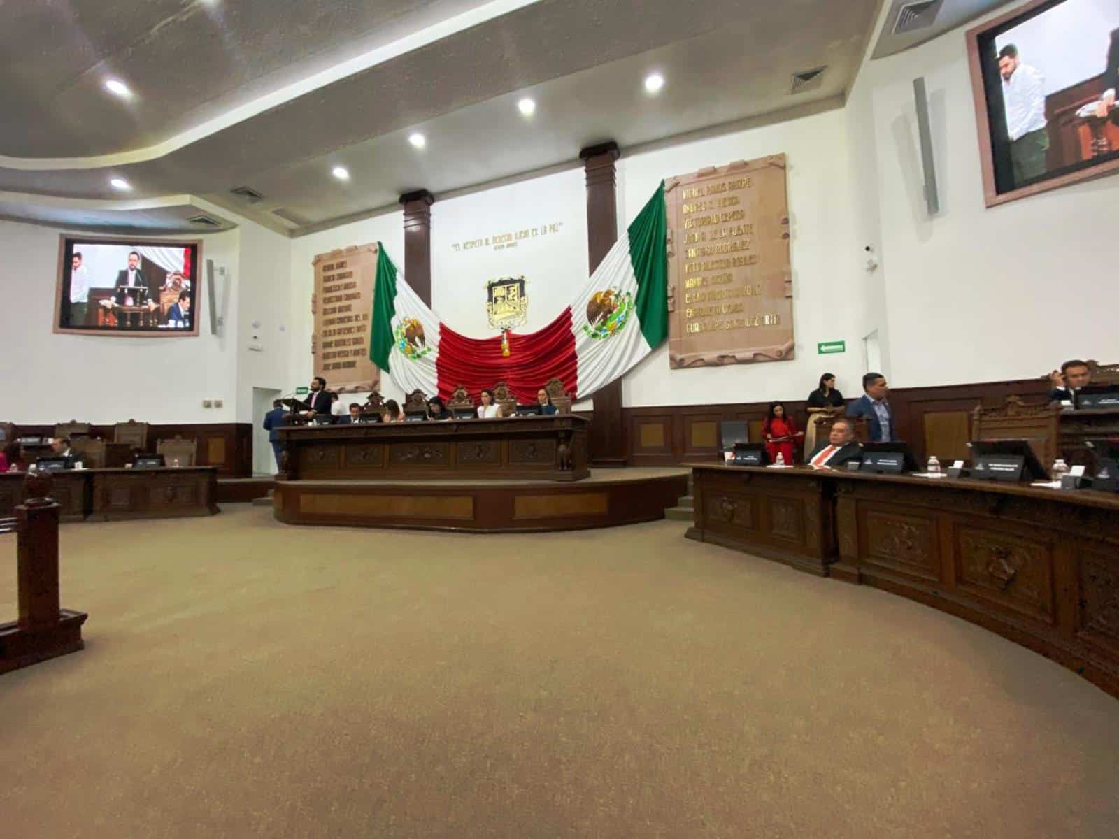 Piden inclusión laboral para personas de talla pequeña