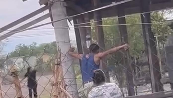 En colonia PT de Palaú intenta "Machetear" a policías
