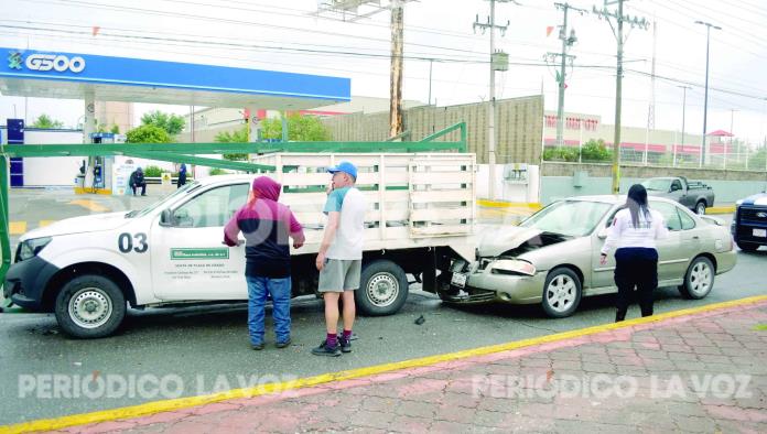 Despistado provoca carambola en el Pape