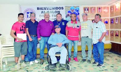 Alista Club Astros reconocimientos conmemorativos