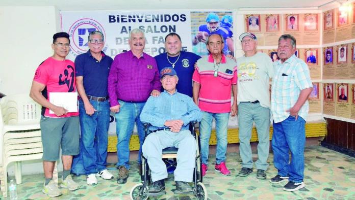 Alista Club Astros reconocimientos conmemorativos