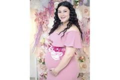 Esmeralda en la dulce espera