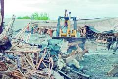 Comienza demolición en Aurrera