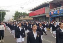 Pocas Familias Asisten al Tradicional Desfile del 5 de Mayo en Ciudad Acuña