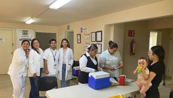 Concluye con Éxito Jornada de Vacunación en Ciudad Acuña: Superan la Meta Establecida