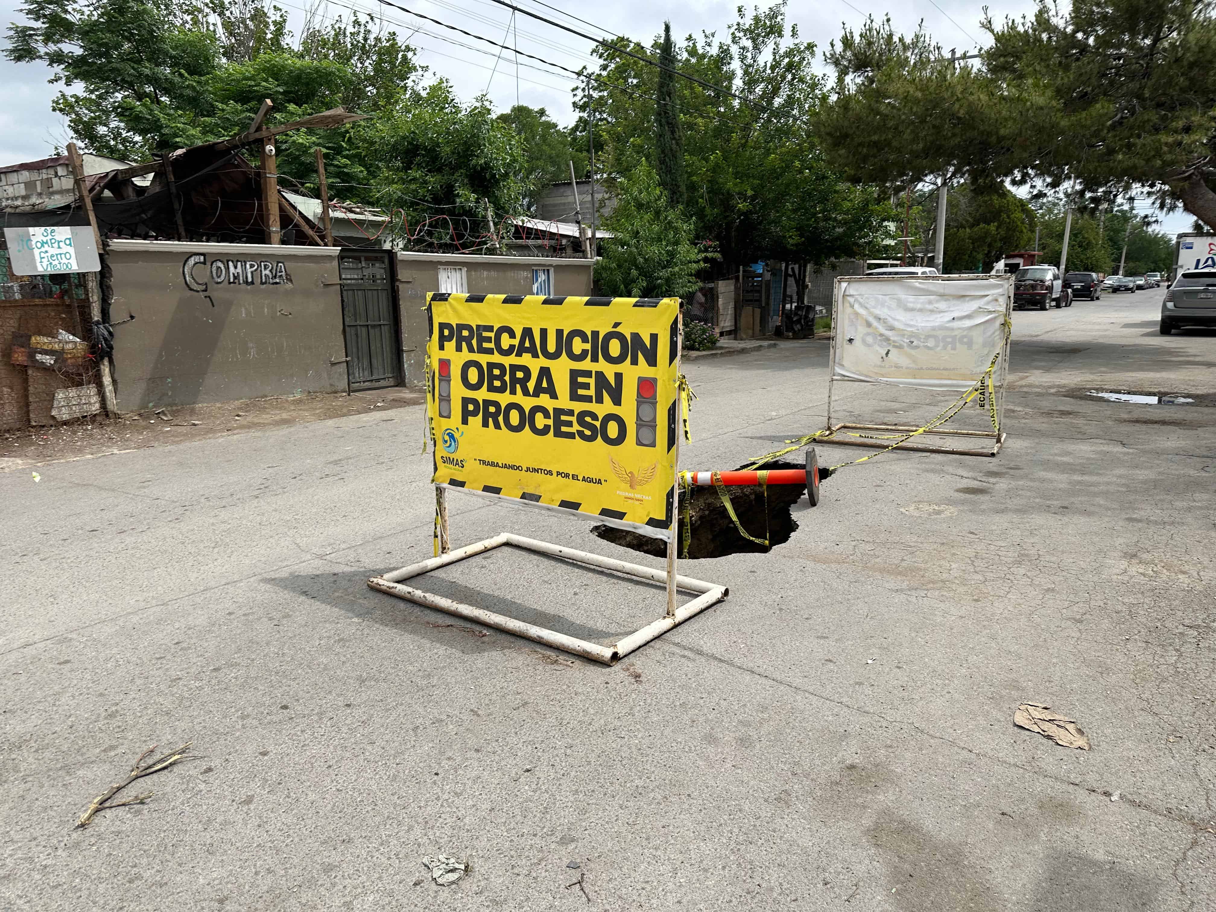 La voz en tu colonia: Socavones, malos olores e inseguridad en la Presidentes
