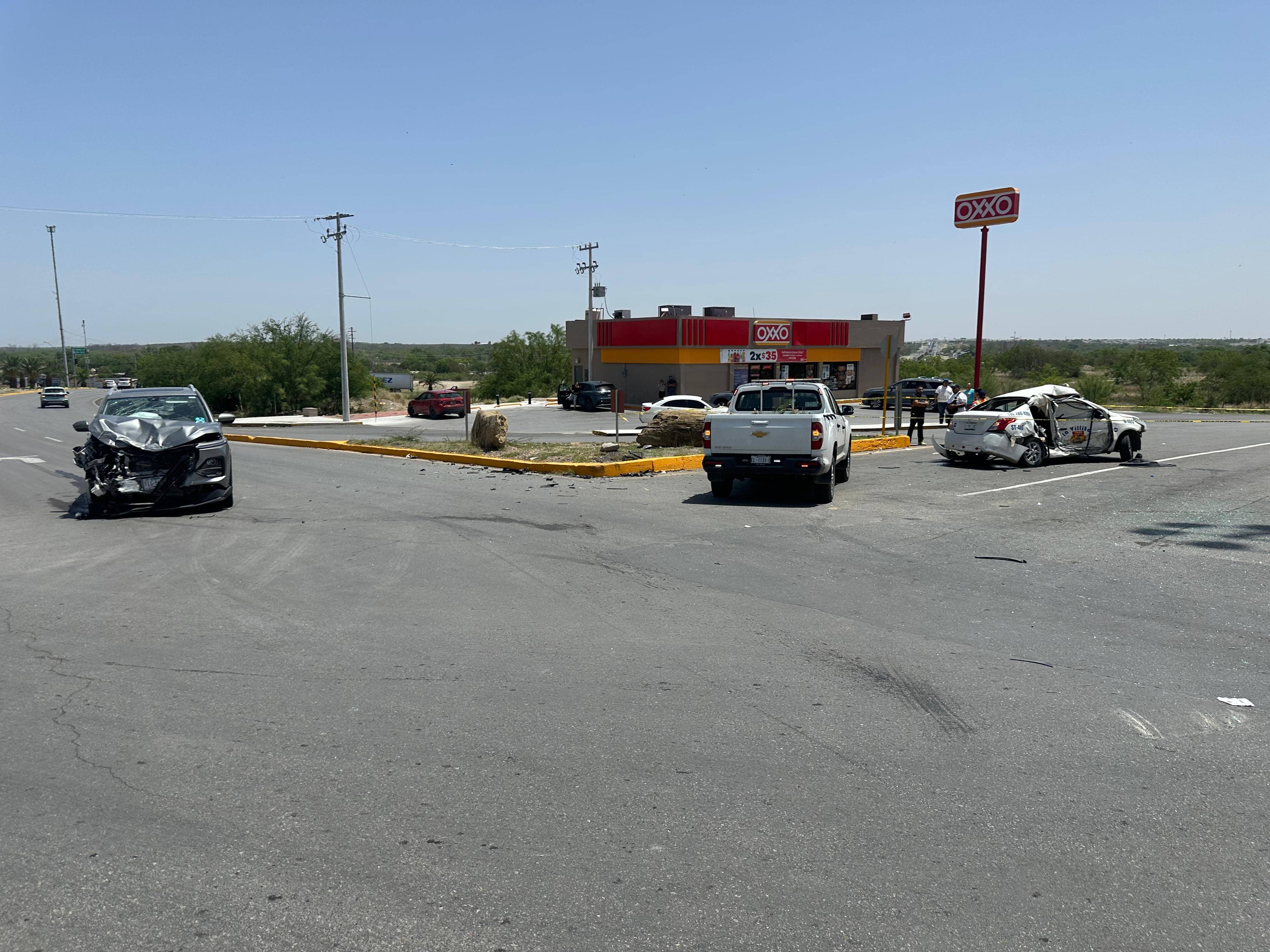 Aparatoso accidente deja 4 lesionados en Piedras Negras