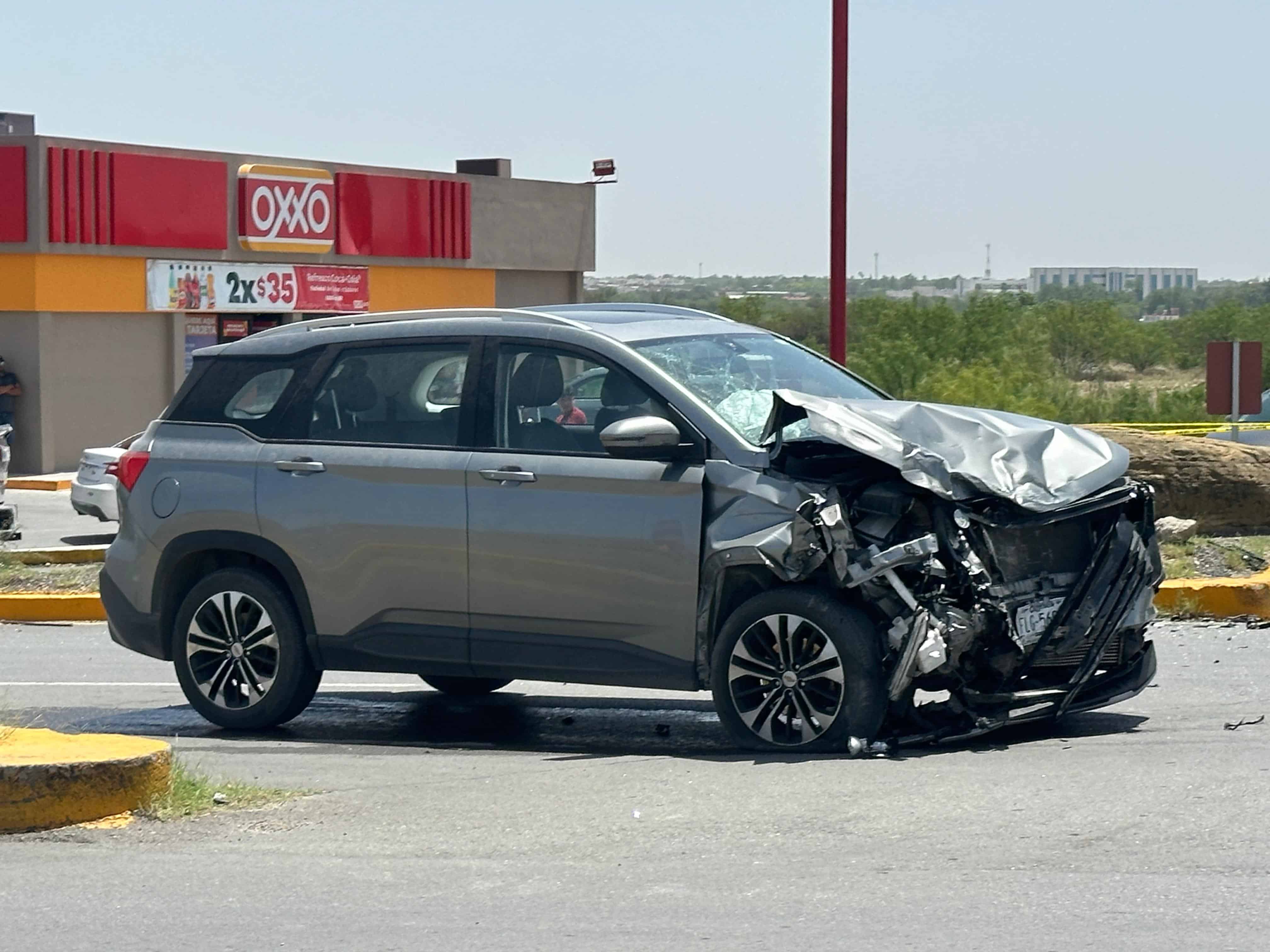 Aparatoso accidente deja 4 lesionados en Piedras Negras