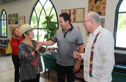 Saltillo estrecha  lazos con Austin