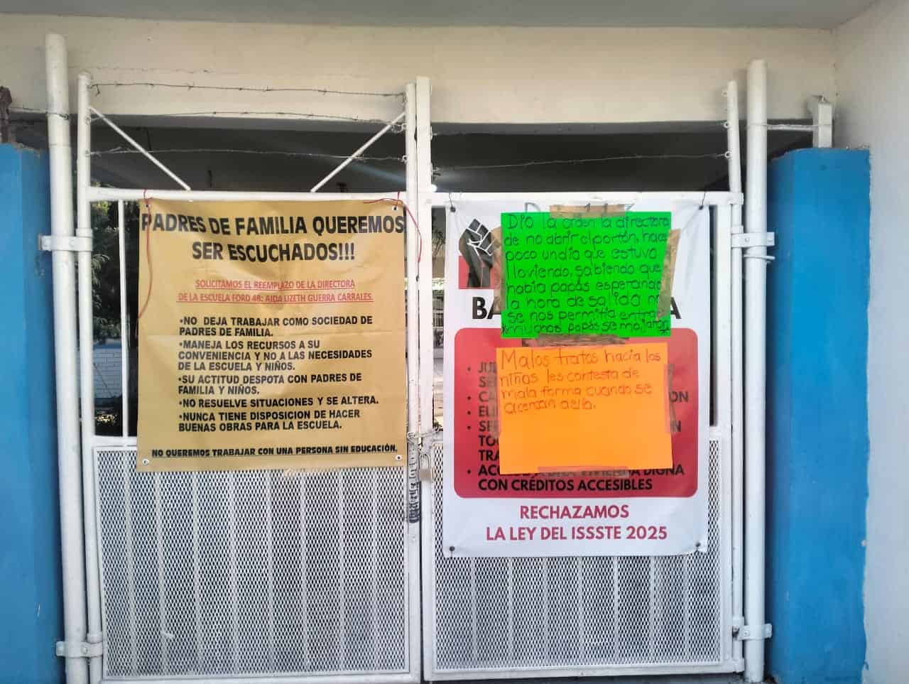 Padres de familia protestan en la primaria Ford 48