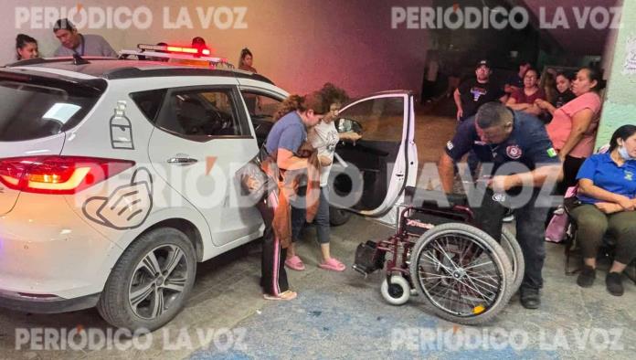 Traslada PC a mujer grave