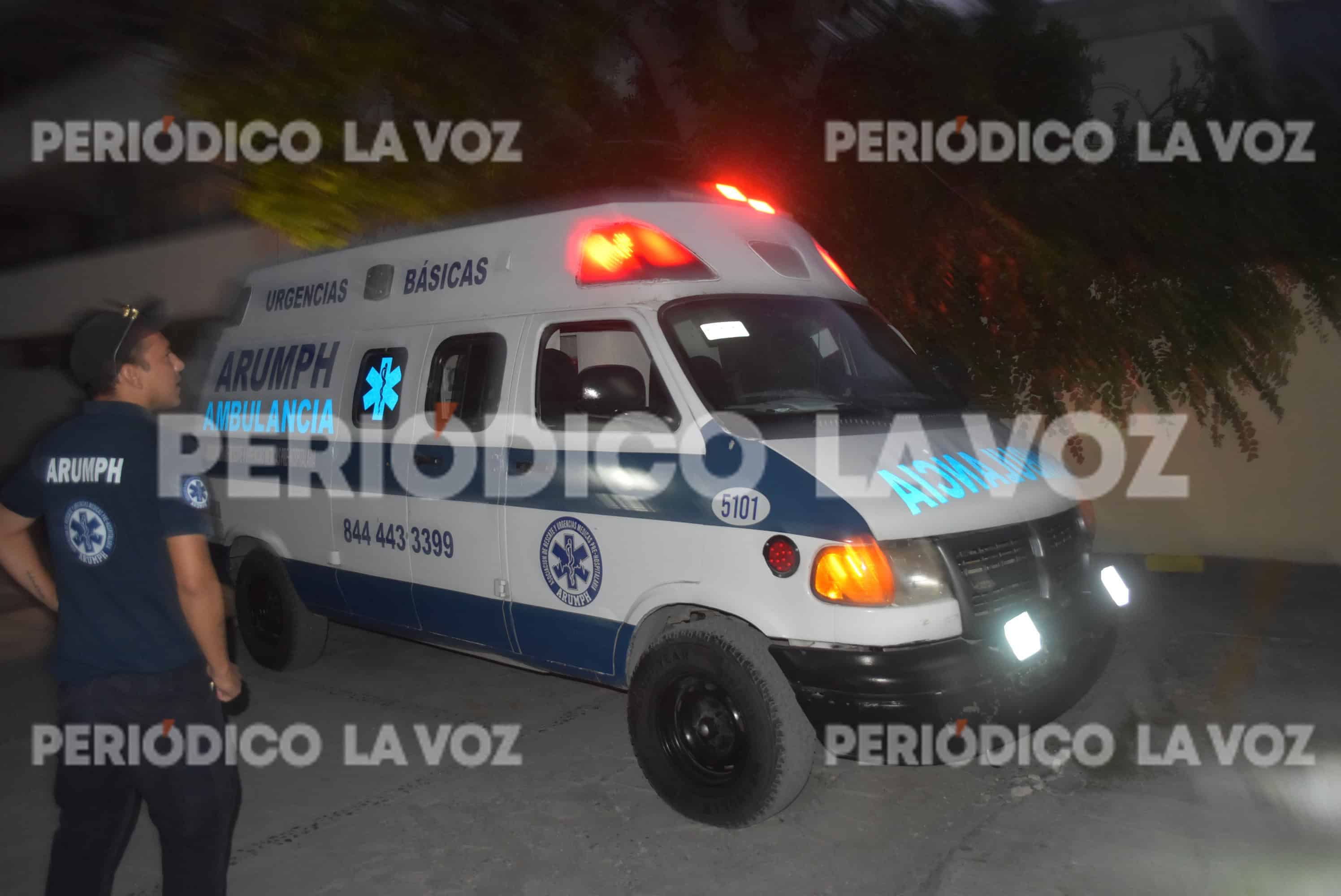 Román terminó bañado en sangre al ser presumiblemente atacado a golpes por otra persona.