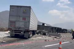 Cerrada autopista Monterrey - Saltillo