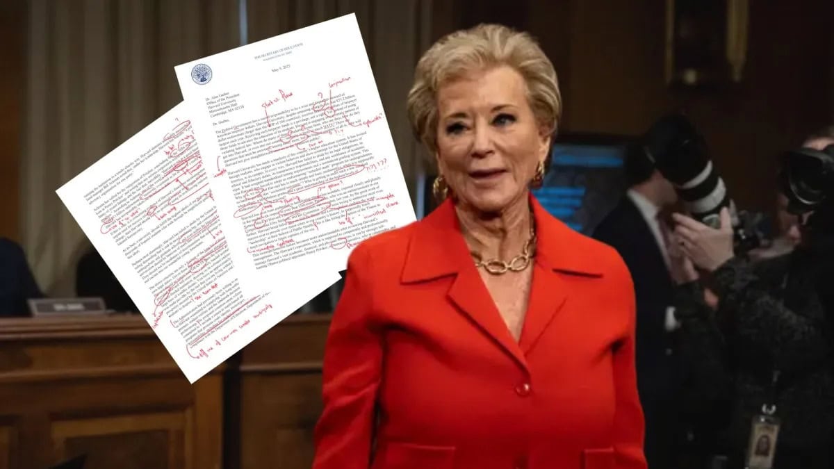 Secretaria de Educación de EE. UU. envía carta a Harvard con errores gramaticales.