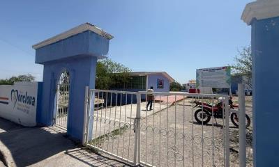 Piden destitución de maestra faltista