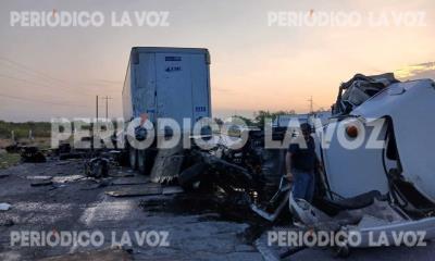 Se ´embarra´ en remolque en la 57