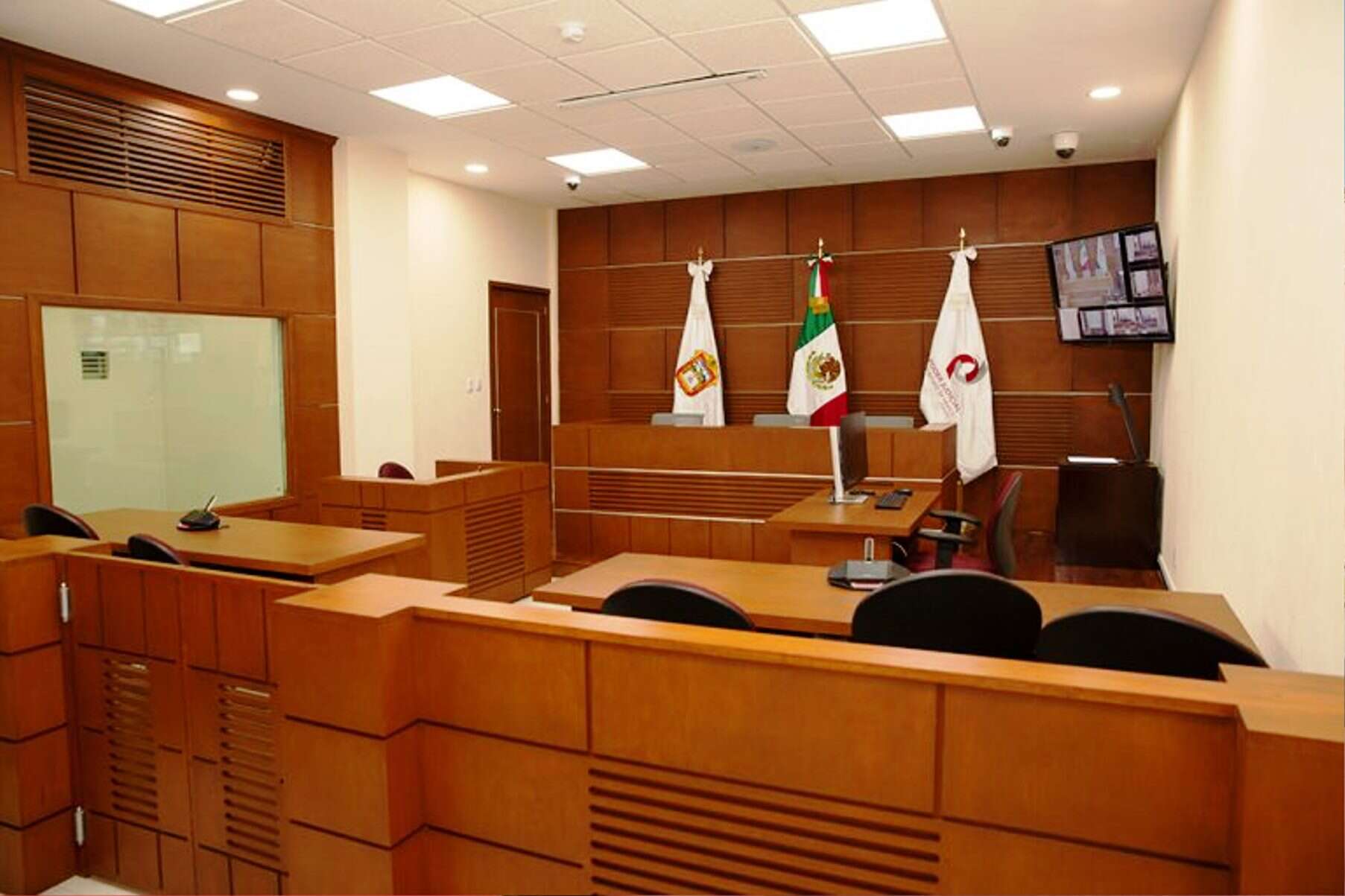Analizan transporte de empleados del PJ
