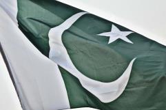 Pakistán contraataca a la India