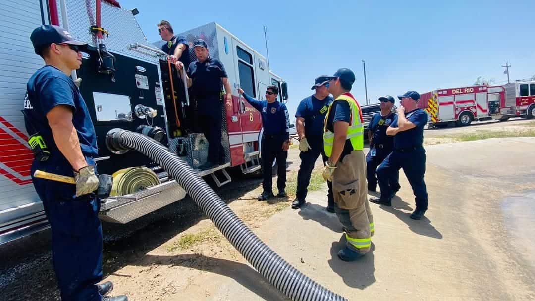 Bomberos de Acuña reciben entrenamiento binacional en técnicas de rescate