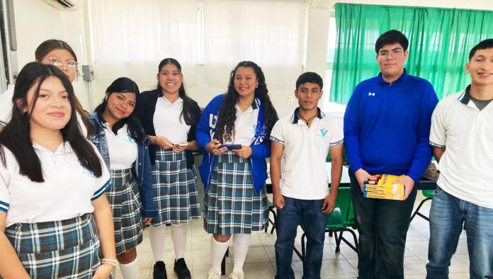 Alumnos del CBTA 210 construyen puente de Da Vinci