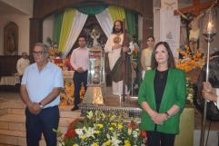 Recibe Sari Reliquias de San Judas Tadeo