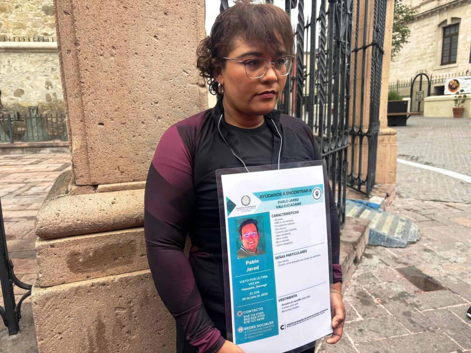 Asisten madres buscadoras a la marcha nacional