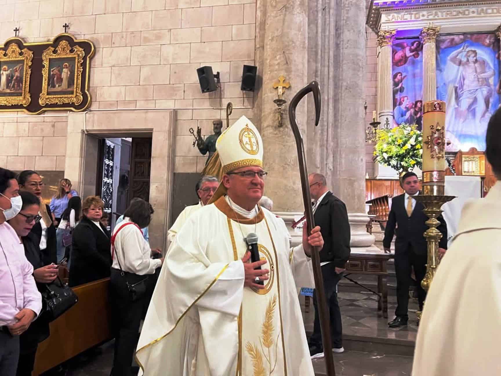 Celebra iglesia con misa el pontificado Celebra iglesia con misa el pontificado