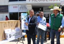 Entrega Óscar Ríos Luminarias LED