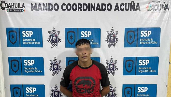 Detienen a sujeto por posesión de cristal en la colonia Benito Juárez de Acuña