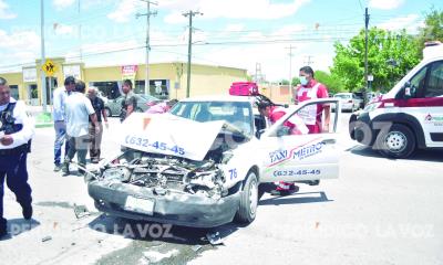 Provoca taxista choque en el Juárez