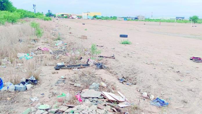 Acumulan basura en las Arboledas
