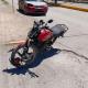 Motociclista resulta  lesionado tras choque