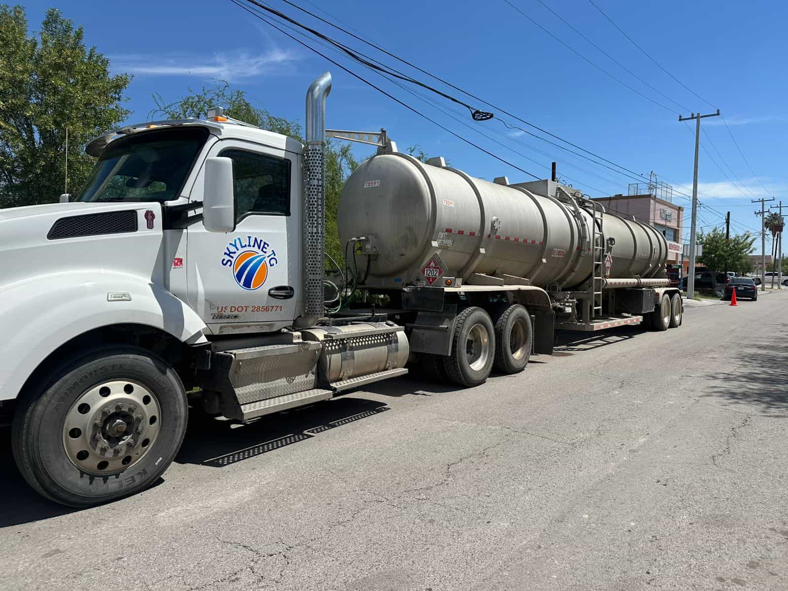 Cae cargamento ilegal de combustible en Piedras Negras; aseguran dos pipas