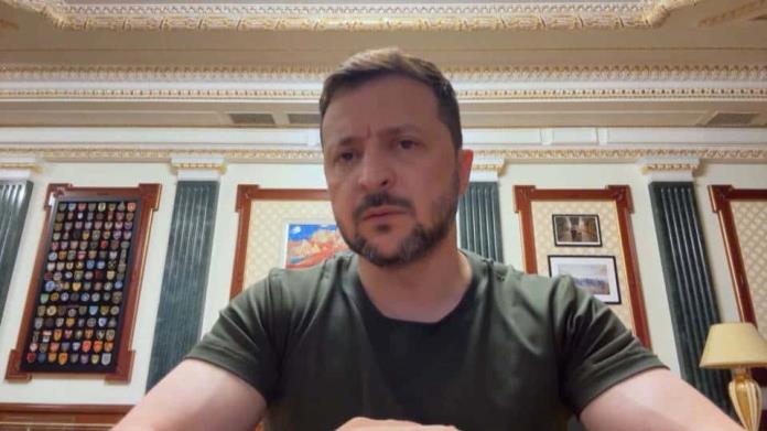 Zelenski insiste verse cara a cara con Putin Zelenski insiste verse cara a cara con Putin