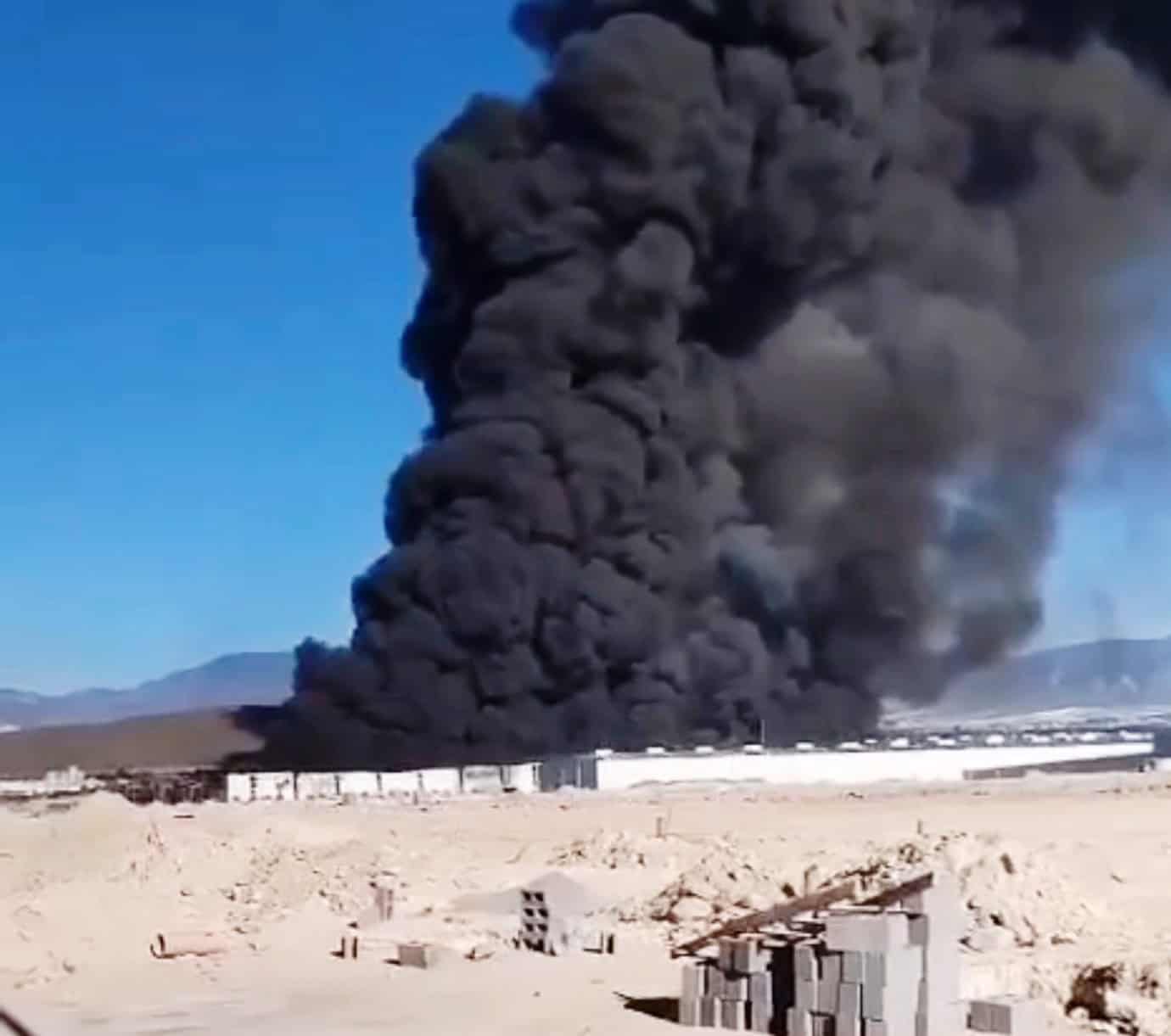 Investigan incendio en Daimay 5