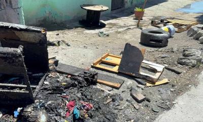Consume incendio planta alta de casa