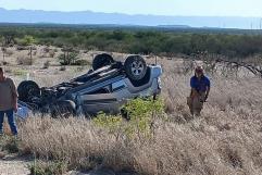 Volcadura en autopista Premier deja a mujer lesionada; moviliza a cuerpos de emergencia