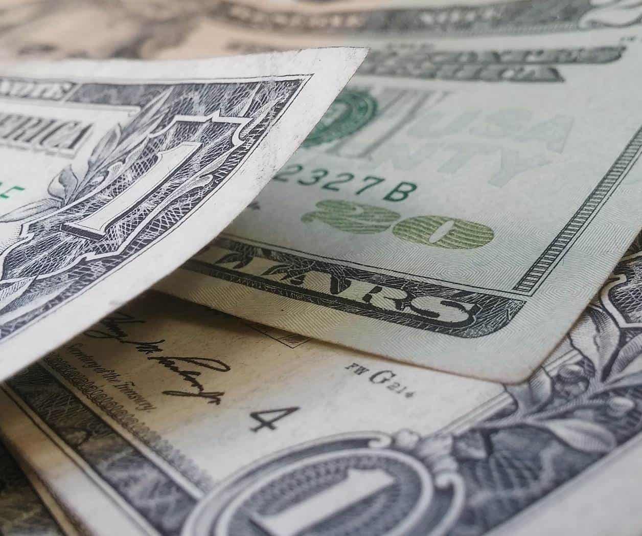 Congresista americano propone impuestos a las remesas