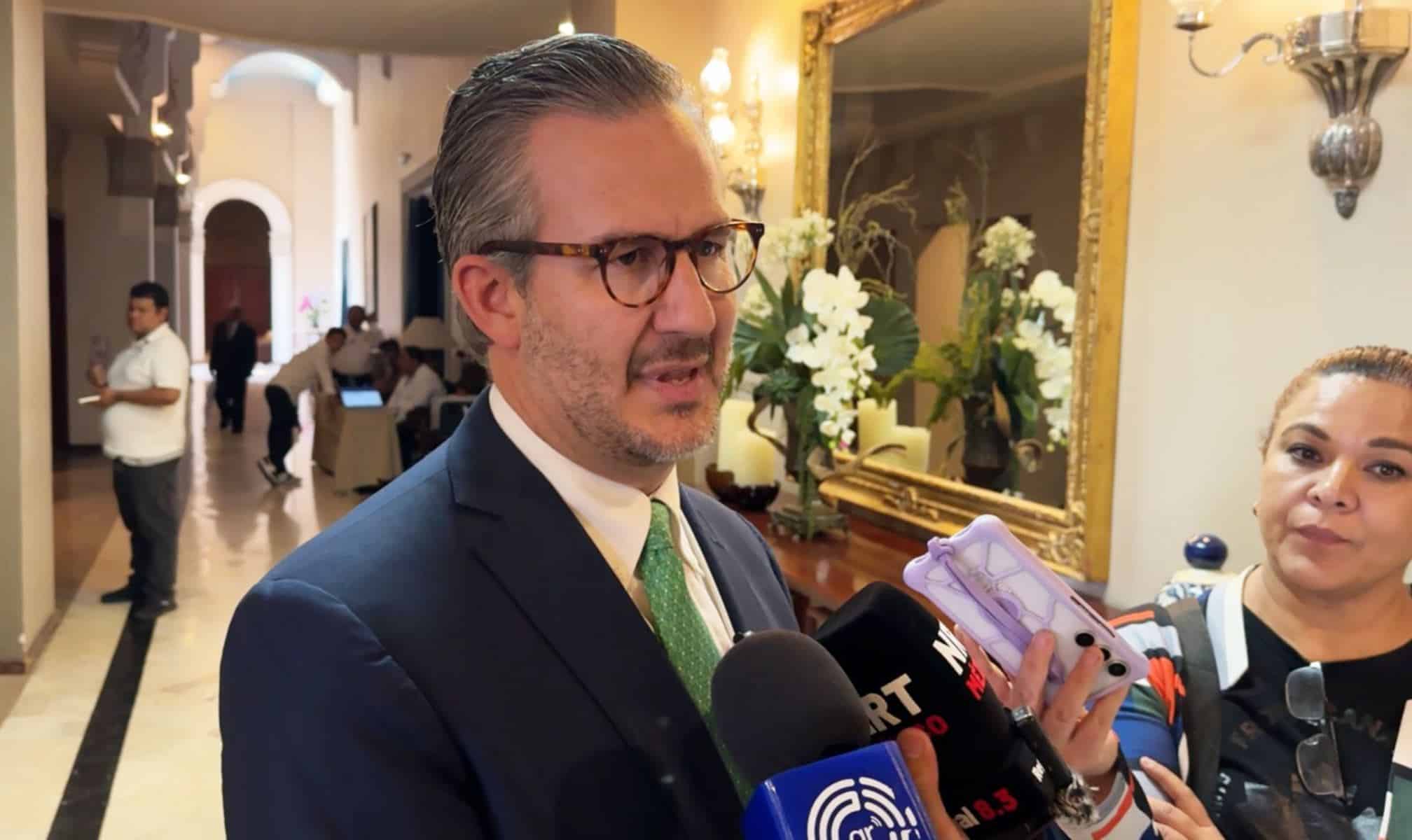 Refuerzan el idioma inglés Refuerzan el idioma inglés