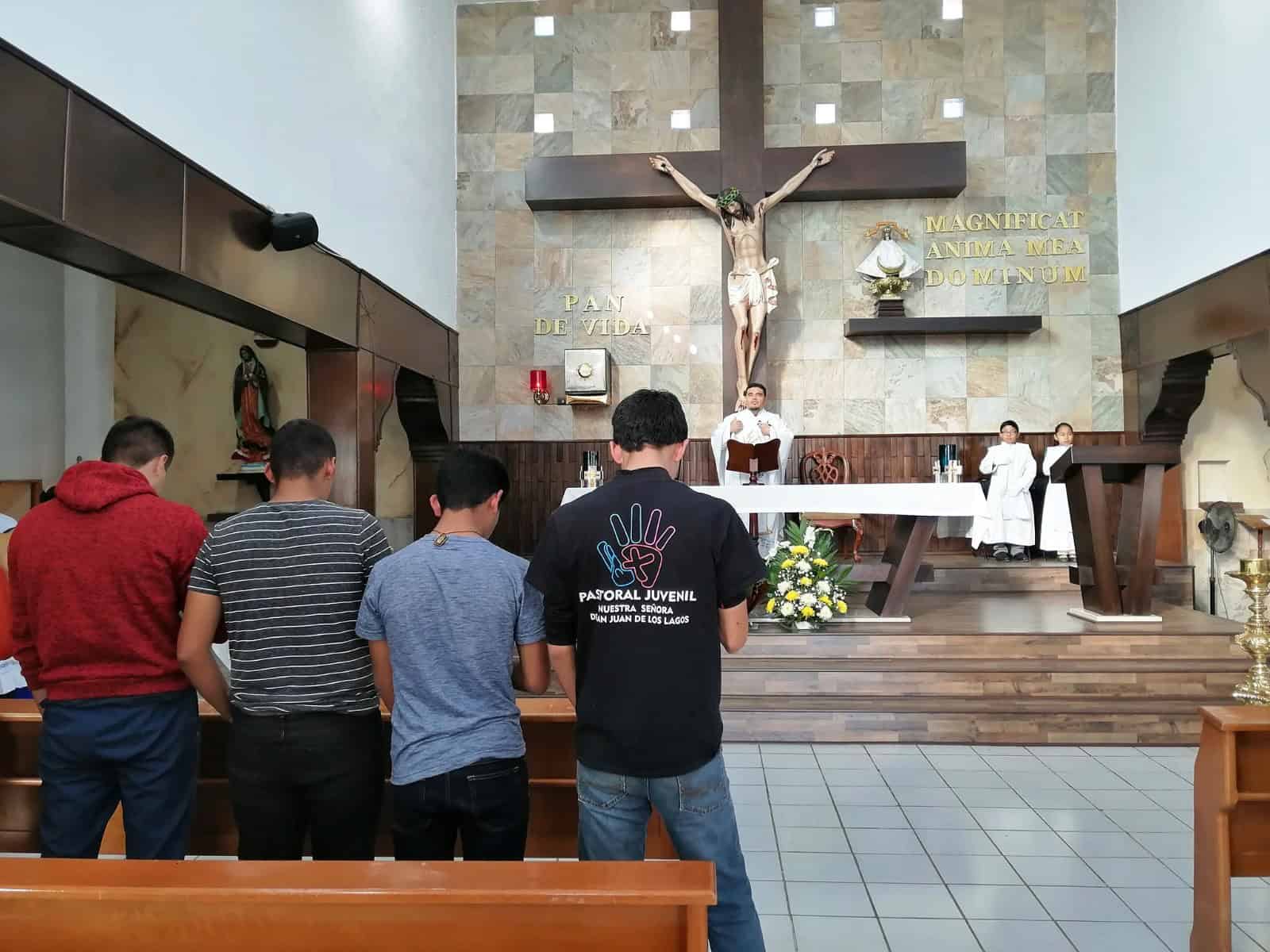 Elevan oración por la salud del Padre Felipe Elevan oración por la salud del Padre Felipe