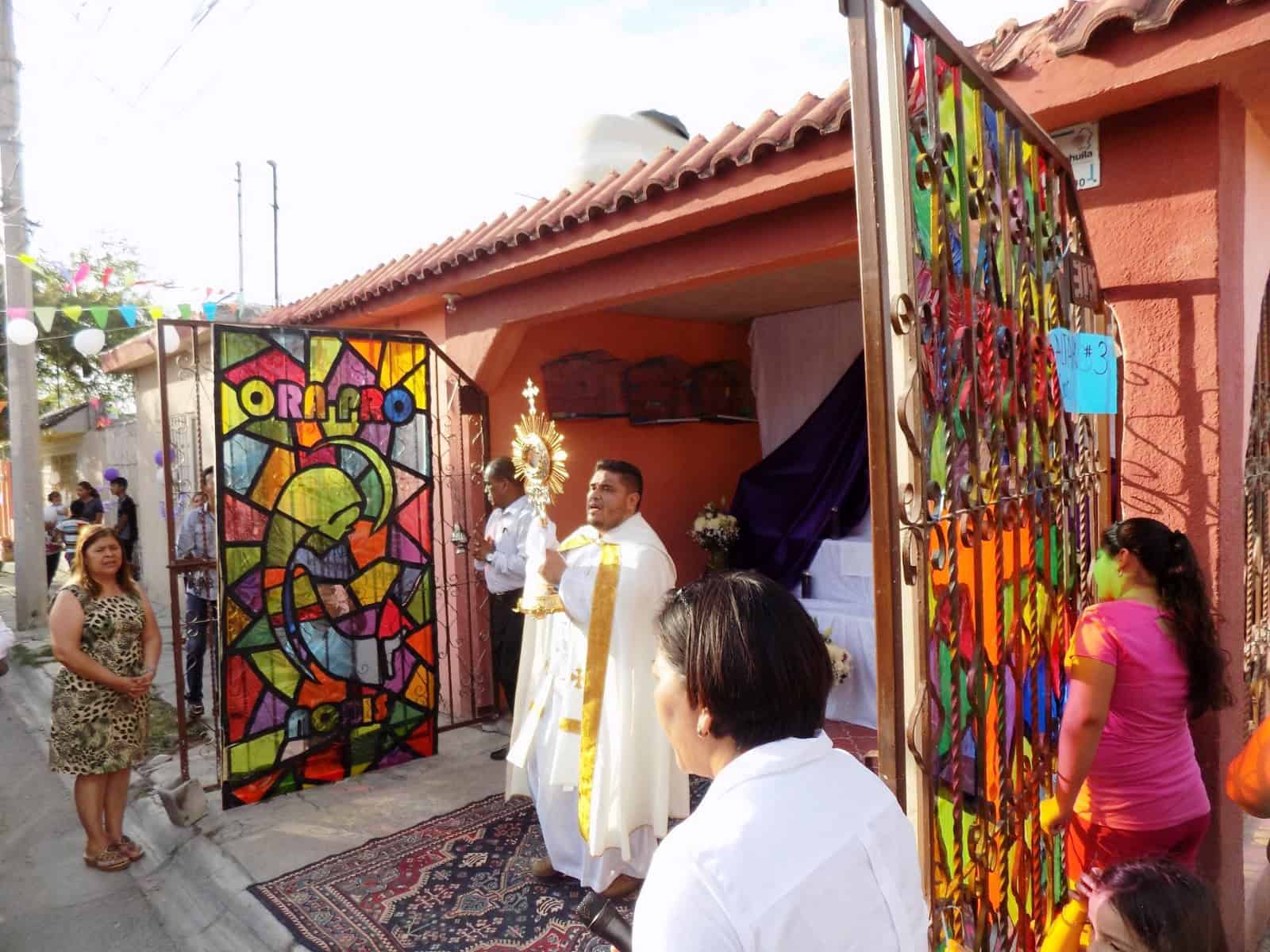 Elevan oración por la salud del Padre Felipe
