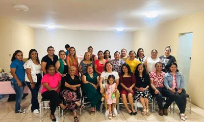 Celebran a mamás altruistas del grupo Restaurando Amor en Nava