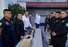 Monclova refuerza seguridad: entregan radios digitales a policías municipales