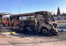 Termina en cenizas camión de la Ruta 7A
