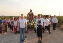 Peregrinación en honor a San Isidro Labrador une a comunidad de Múzquiz en plena sequía