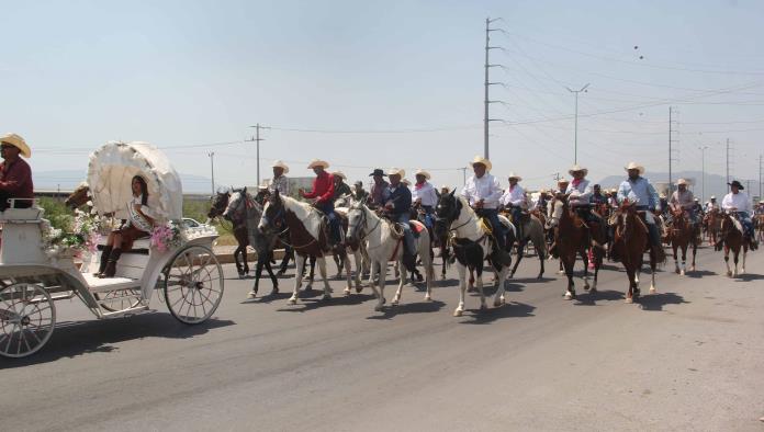 Cabalgata y fiesta en Ejido La Cruz celebran 89 años de historia y comunidad
