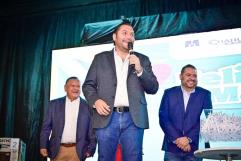 Carlos Villarreal anuncia entrega de minisplits a escuelas a partir de agosto