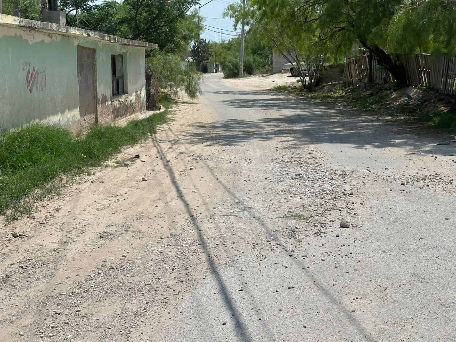 La voz en tu colonia: Vecinos del Ejido Villa de Fuentes Exigen Soluciones Urgentes
