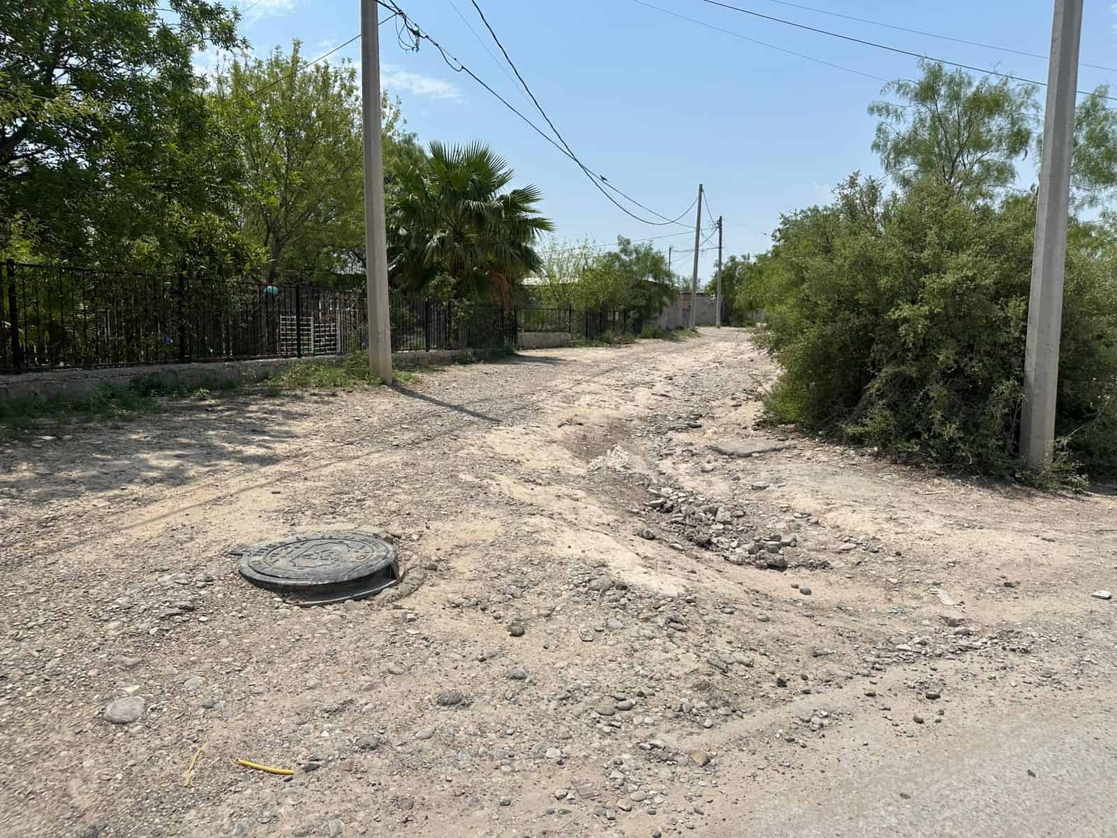 La voz en tu colonia: Vecinos del Ejido Villa de Fuentes Exigen Soluciones Urgentes
